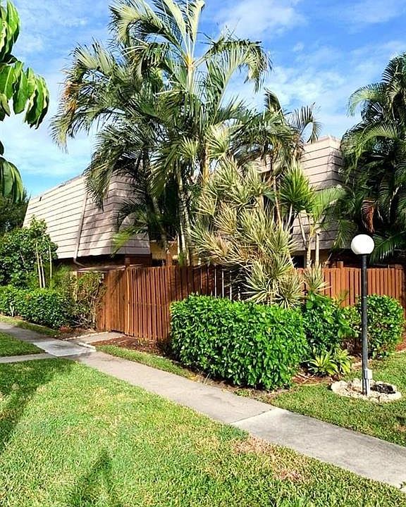 1st image of 5555 Malt Dr APT 2