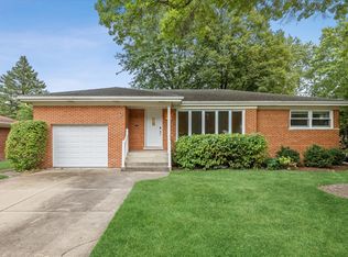 507 S Donald Ave, Arlington Heights, IL 60004