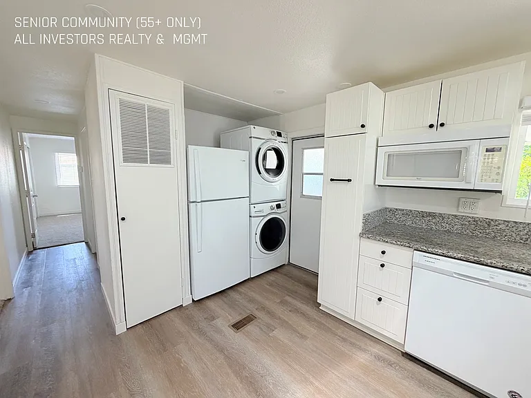 200 N El Camino Real #289 — Photo 14