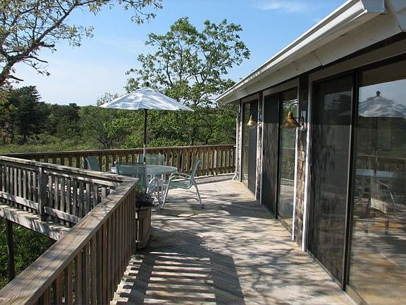 Main House - Sliders To Deck