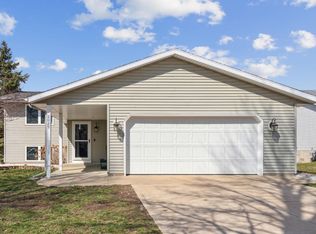 2029 24th St SE, Rochester, MN 55904