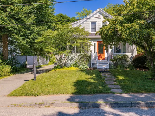 3 Cross Street, Camden, ME 04843