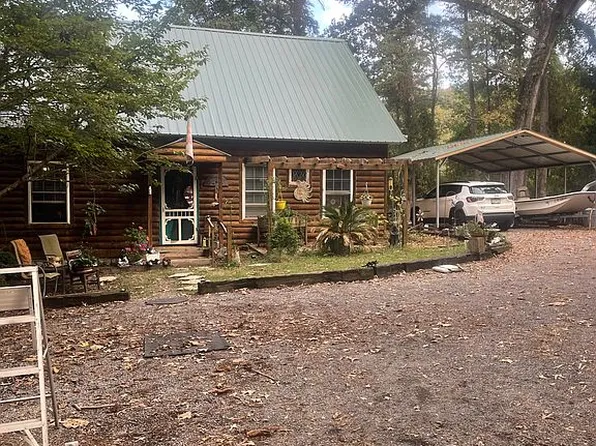 2071 Clubhouse Rd, Summerton, SC 29148