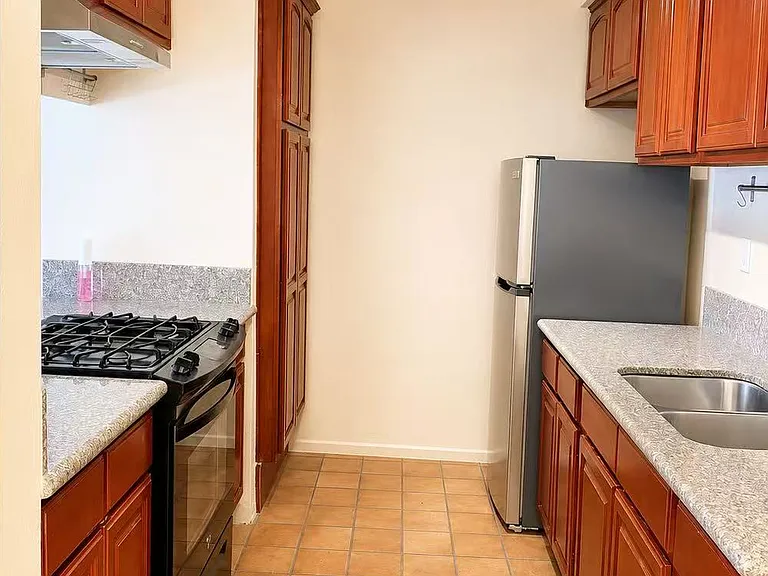 5436 McCulloch Ave #C — Photo 4