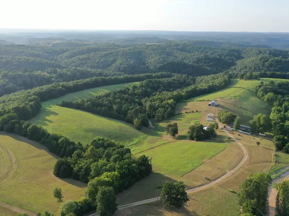 1115 Hillhollow Rd, Marshall, AR 72650