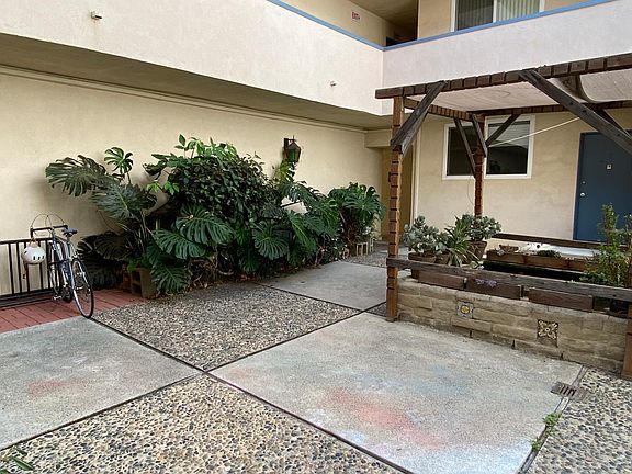 3rd image of 1835 S Bentley Ave APT 16