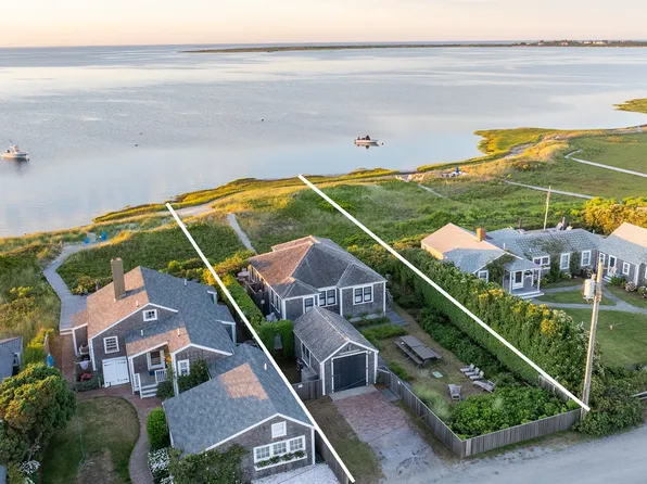 17 Massachusetts Ave, Nantucket, MA 02554