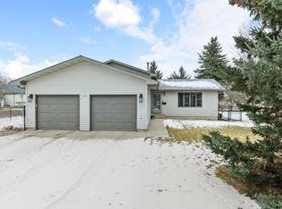 1701 13th St SW, Minot, ND 58701