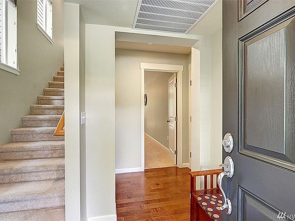 5th image of 8107 Douglas Ave SE
