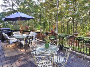 69 Northington Dr, Avon, CT 06001