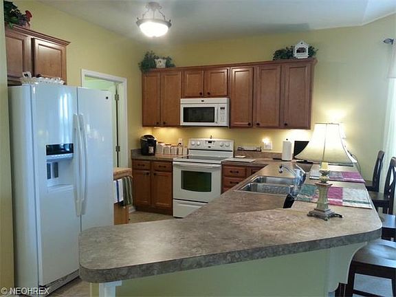 4th image of 33286 Waterview Ct