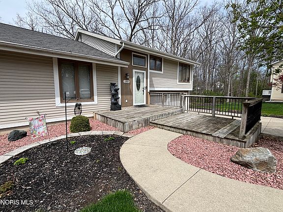 2nd image of 580 3 Rivers Ct