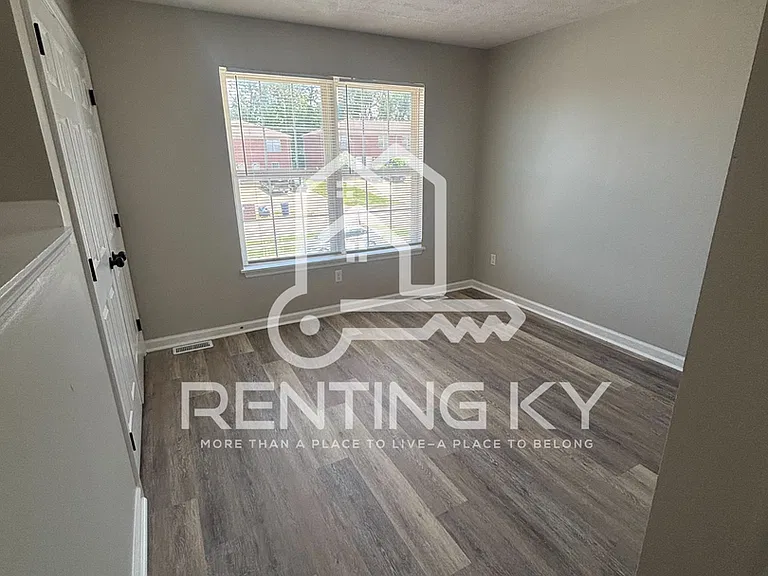 1027 Brooklyn Blvd — Photo 13