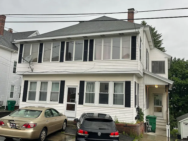 126 Summit St — Photo 2