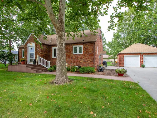 205 5th St, Sully, IA 50251