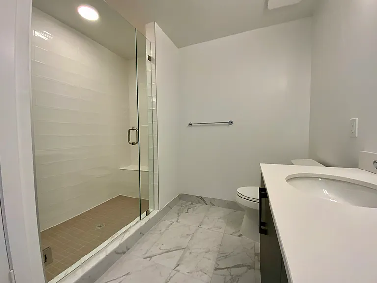 2565 NE 190th St #3 — Photo 19
