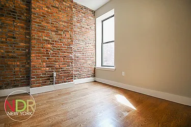 Rented by Next Door Realty NYC