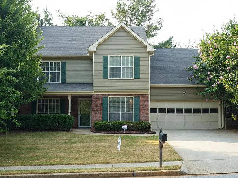 3020 Oak Meadow Dr — Photo 1