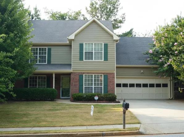 3020 Oak Meadow Dr, Snellville, GA 30078