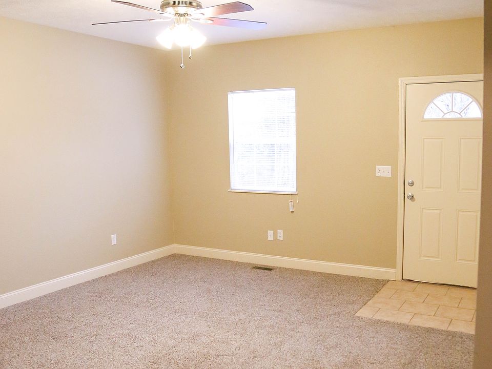 Unit B - living room