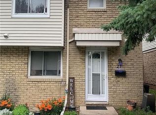 6767 Thorold Stone Rd #21, Niagara Falls, ON L2J3W9