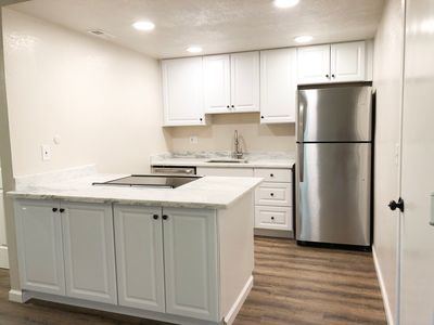 33 Dean Way, Folsom, CA, 95630