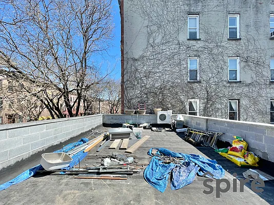 Rented by Spire Group | media 23