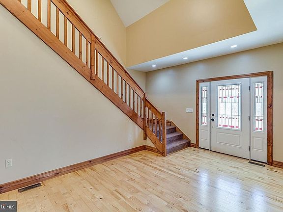 5th image of 26943 Fueller Dr