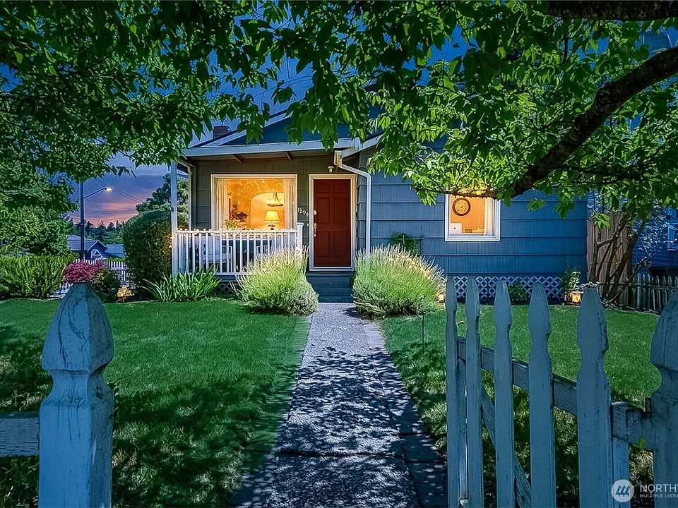 1st image of 8526 17th Avenue NE