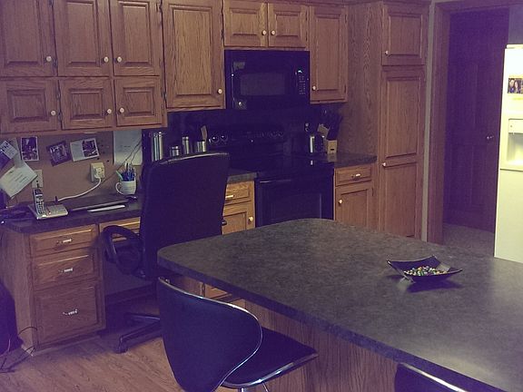 3rd image of 4604 Green Valley Dr