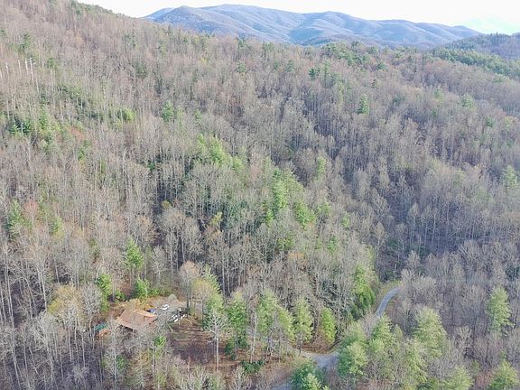 4th image of 132 Sugar Maple Way