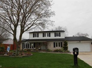 29359 Stonecroft St, Harrison Township, MI 48045