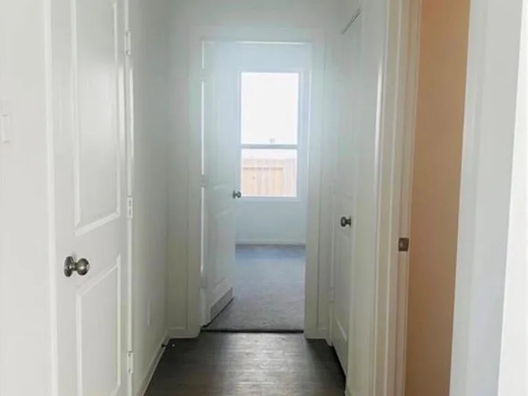 226 Draper Shadows Dr — Photo 24