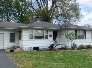 1949 E Wayland St, Springfield, MO 65804