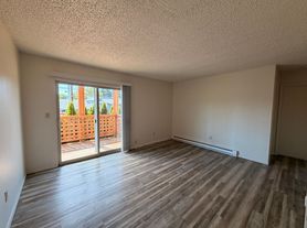5929 N Lombard St, Portland, OR