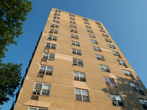 1655 Undercliff Avenue