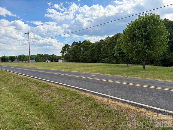 2nd image of 1283 Pisgah Rd