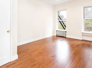 1596 3rd Ave APT 2A, New York, NY 10128