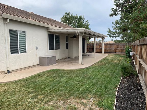 5th image of 1072 Fountain Grove Dr