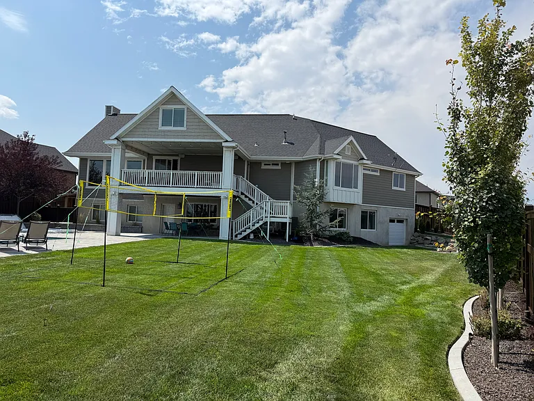 592 N Hills Ct — Photo 24
