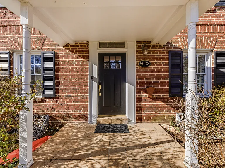 5028 Massachusetts Ave NW #A — Photo 40