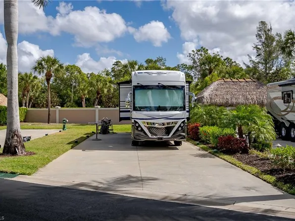 13559 Snook CIR, NAPLES, FL 34114