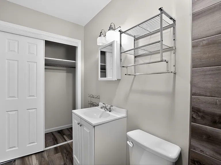 3681 Lynn Dr — Photo 30