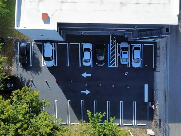 1130 NW 62nd St #15, Miami, FL 33150