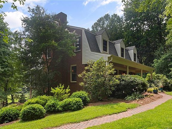 5th image of 4601 Cedarline Dr