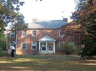 805 Lake Rd, Richmond, VA 23220