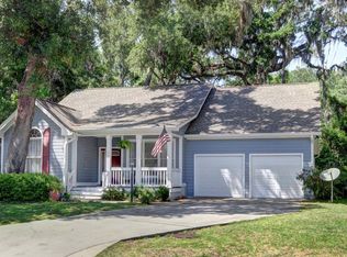225 W Commons Dr, Saint Simons Island, GA 31522