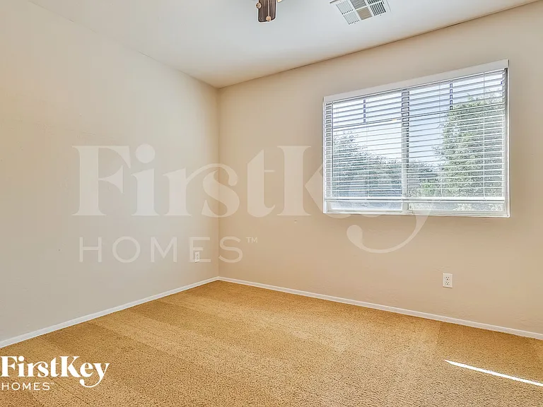 2383 W Morning Sun Cir — Photo 14