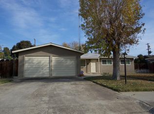 742 Fig Ln, Newman, CA 95360