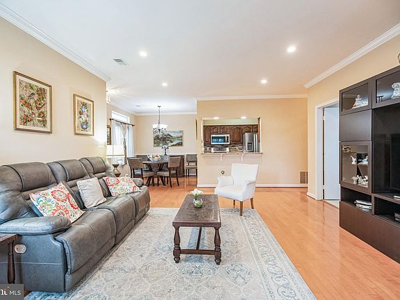 3rd image of 12288 Fort Buffalo Cir #475
